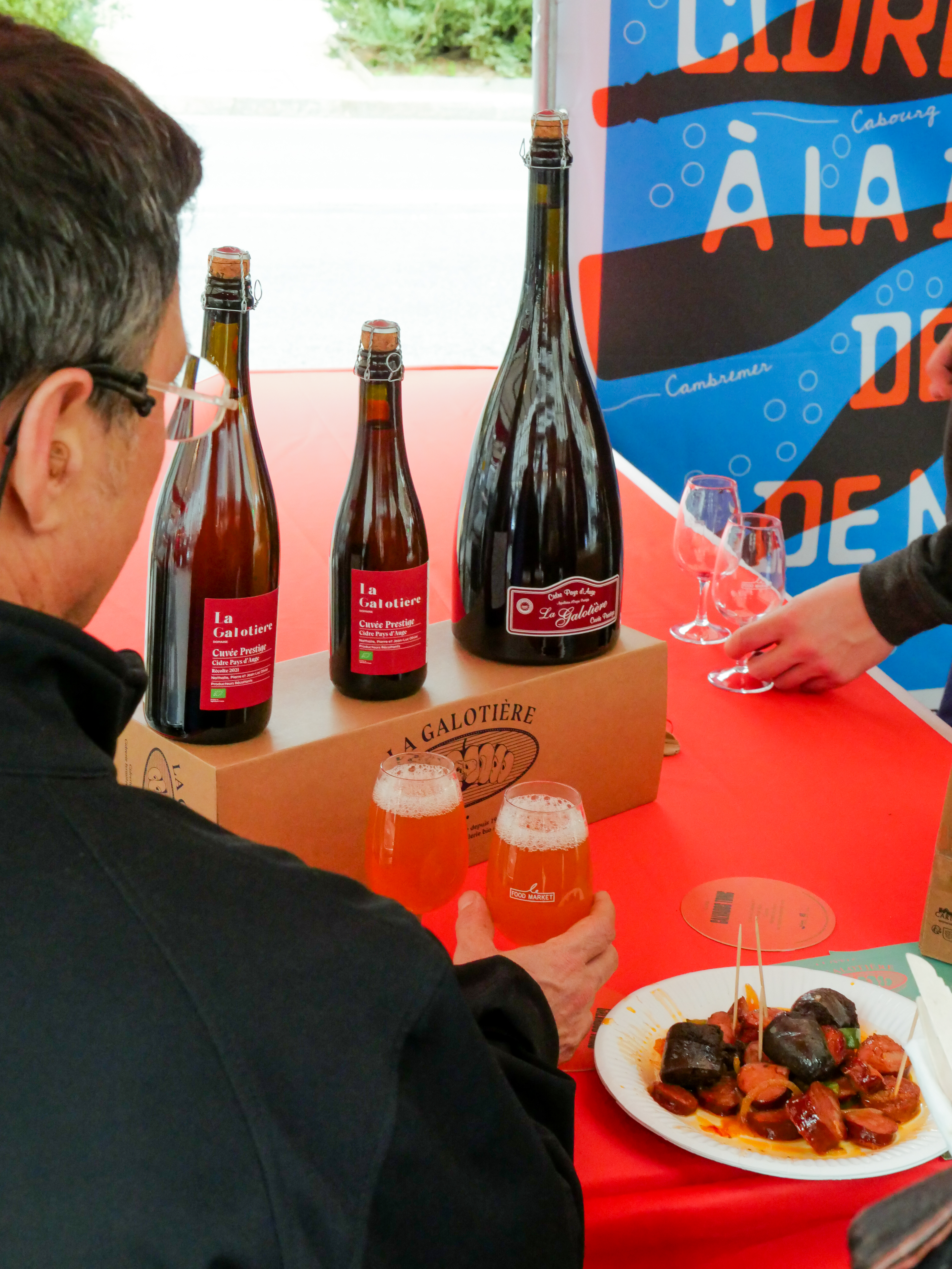 Cidres et Poirés AOP au Food Market